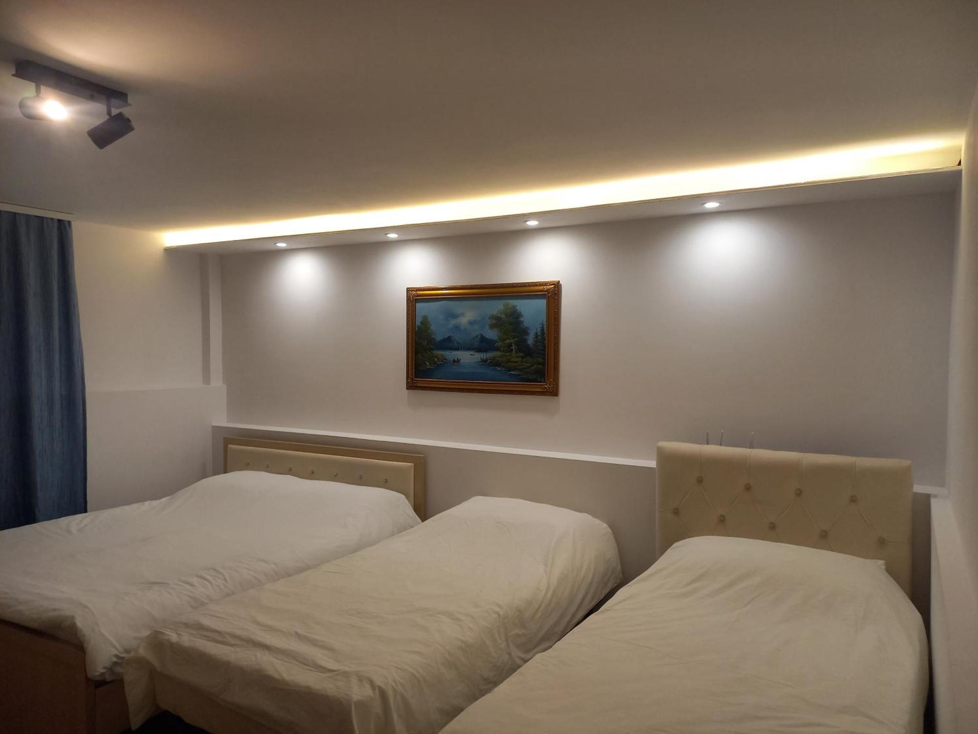 Flowers Guesthouse تيرانا المظهر الخارجي الصورة