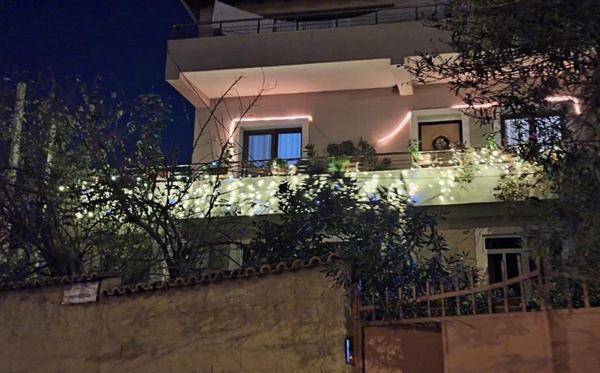Flowers Guesthouse تيرانا المظهر الخارجي الصورة