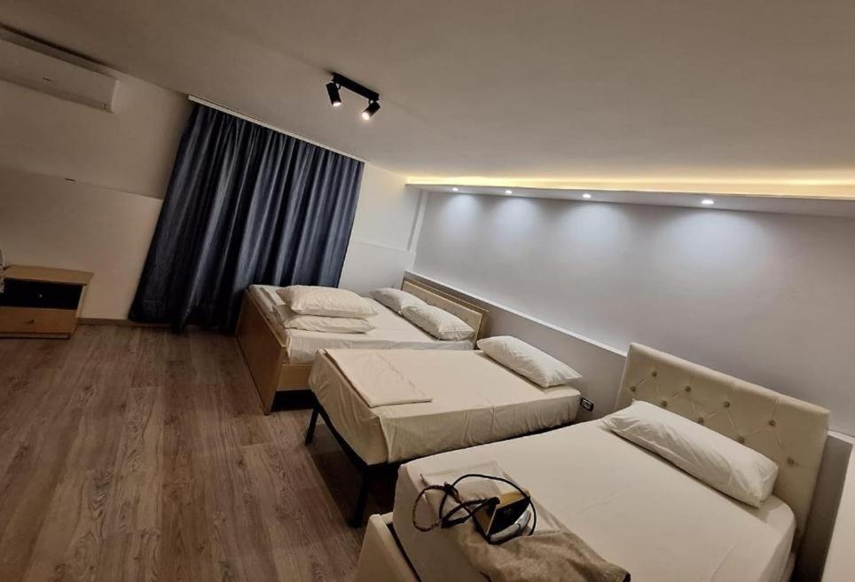 Flowers Guesthouse تيرانا المظهر الخارجي الصورة