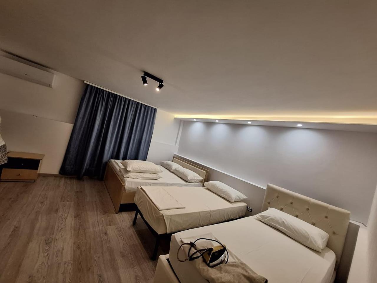 Flowers Guesthouse تيرانا المظهر الخارجي الصورة